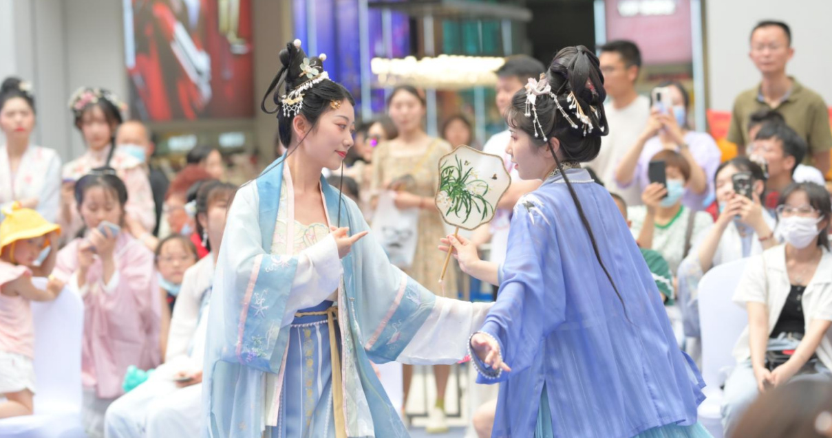 成都和记Discovery